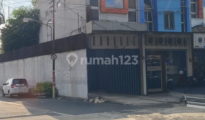 Lamper Shop 2-story Busy Area Sompok Area 2