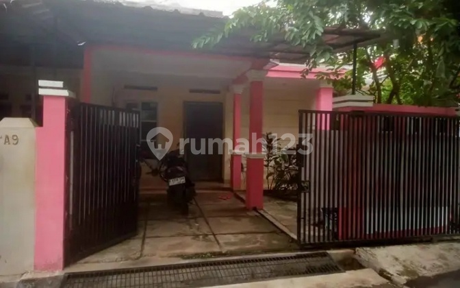 For Sale Cheap House Freehold Flood-Free Linux Asri Complex Jatijajar Depok 2