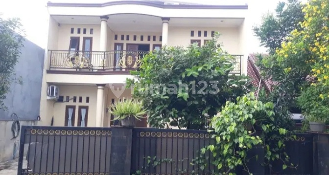 SHM, di Kebon Jeruk, 2