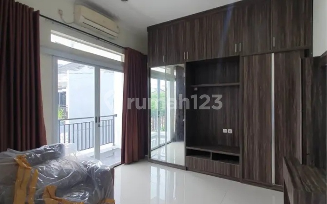 Di Sewakan Rumah 2 LT Bebas Banjir Lokasi Strategis Ciputat Di Sewakan Rumah 2 LT Bebas Banjir Lokasi Strategis Ciputat