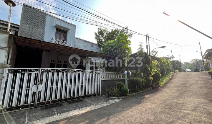Rumah Bagus SHM di Blok C4, Jl. Pondok Hijau Raya Blok C4 No.4, Pisangan, Ciputat Timur, Kota Tangerang Selatan, Banten, Indonesia, 15419, Ciputat 2