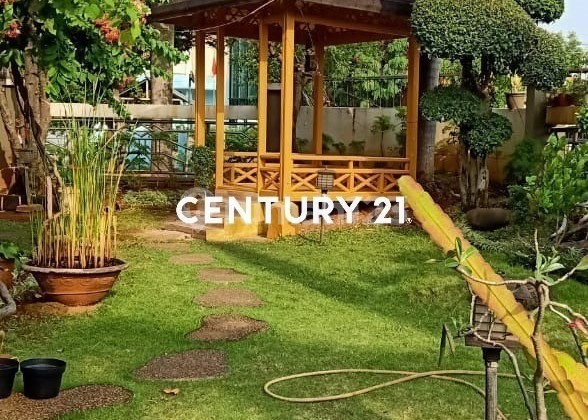 For Sale Fast Beautiful House Hook in Taman Modern 2 Floors 2