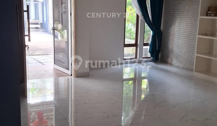 Rumah Bagus Siap Huni Semi Furnished di Jgc Cakung Jakarta Timur 2