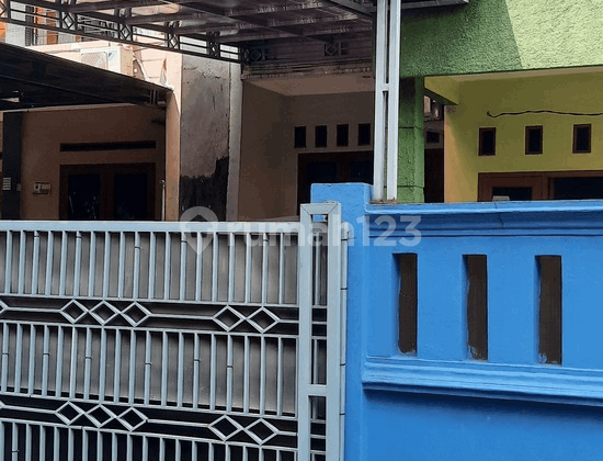 Rumah 2 Lantai Di Duta Kranji Bekasi Barat S8759