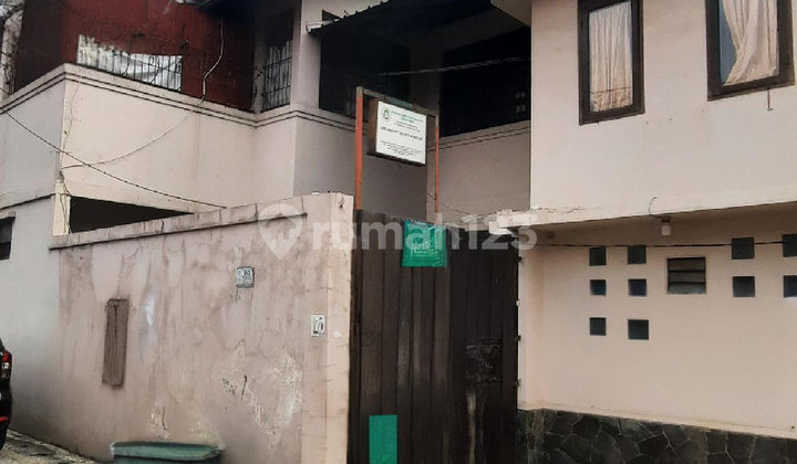 2-Story House in the Strategic Area of Taman Cikunir Indah S 9176 2-Story House in the Strategic Area of Taman Cikunir Indah S 9176