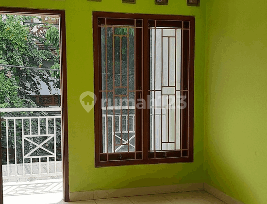 Rumah 2 Lantai Di Duta Kranji Bekasi Barat S8759 2