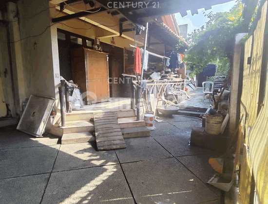 Rumah Tua Hitung Tanah Luas Dan Strategis Di Pulomas Barat S8923