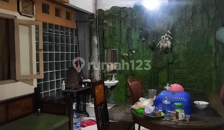 Rumah 2 Lantai + Paviiun Di Bintara Bekasi 2