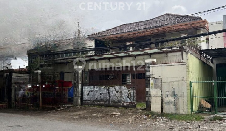 Large 2-Story House Suitable for Business S9638 Large 2-Story House Suitable for Business S9638