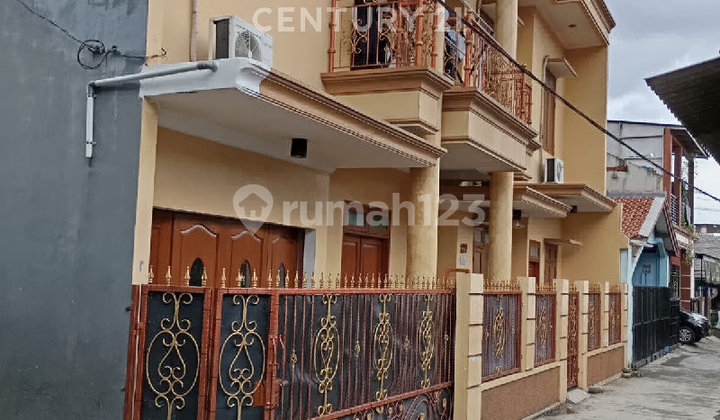 Rumah 2 Lantai Sangat Bagus dan Siap Huni Di Bekasi Barat Kota Bekasi