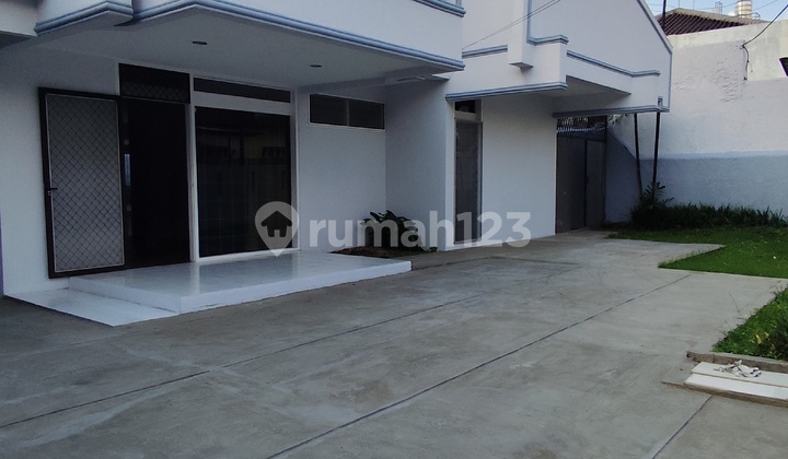 Strategic Ready-to-Occupy House in Pulomas East Jakarta R2141 1