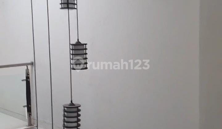 Rumah Cocok Utk Usaha Di Jl Plampitan  2