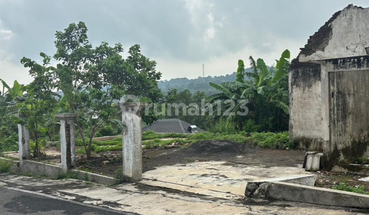 Tanah Strategis Siap Pakai 2 Kavling di Jalan Perum Jangli Permai 1
