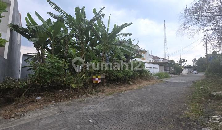 Tanah Strategis Bagus Siap Pakai di Jalan Bukit Puncak 2