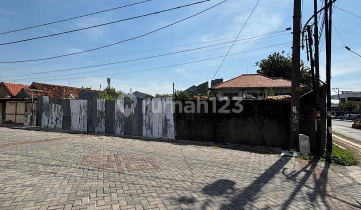 Tanah Lokasi Startegis Hook Di Jalan Citarum Semarang  1