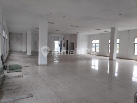 Commercial Building on Jl Pemuda, Central Semarang 2