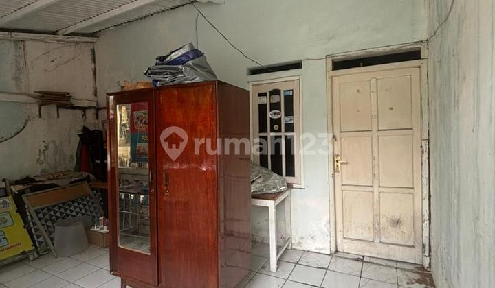 Rumah Strategis Daerah Premium di Jalan Trembesi Pedurungan 2
