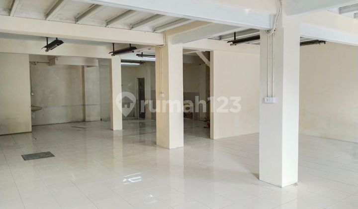 Ruko Premium Siap Pakai Usaha di Jalan Ramai Mt Haryono 2