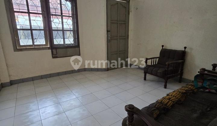 Rumah Bagus Siap Huni di Gang Mangkok Semarang Tengah 2