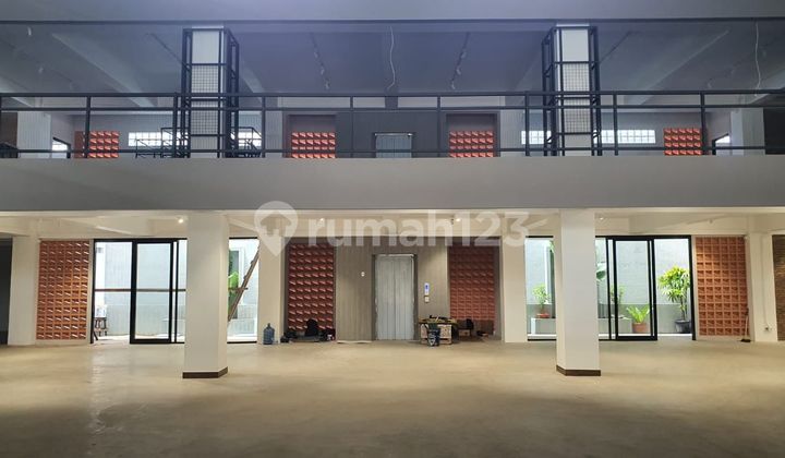 Ruang Usaha Startegis Siap Pakai Usaha Premium di Semarang Barat 2