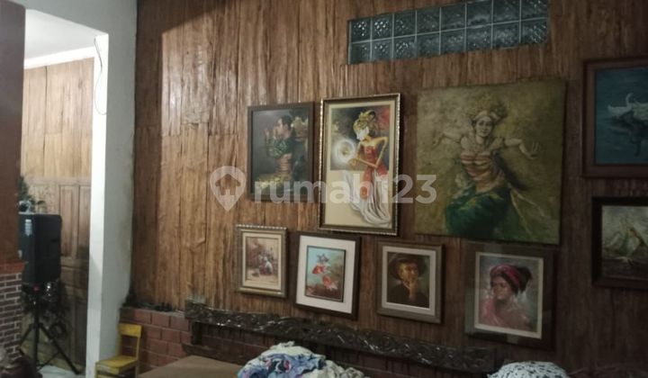 Rumah Semi Furnished di Jl Borobudur Timur 2