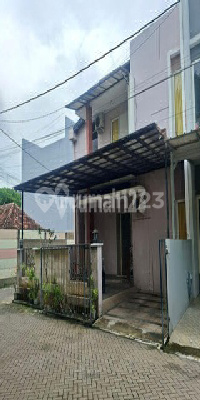 Rumah Bagus Strategis di Mutiara Supriyadi 1