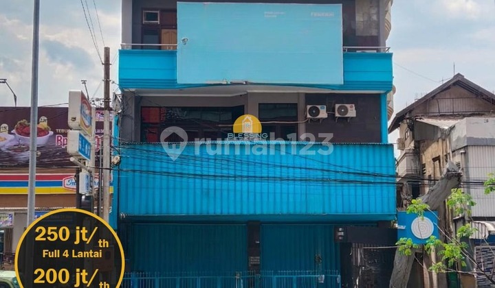 Nice 4-Story Shop House on Mataram Street, South Semarang 1