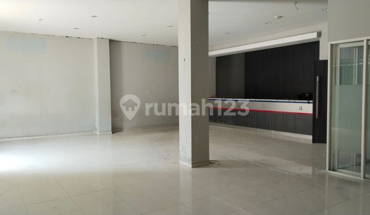 Bangunan Komersial Luas Strategis Kawasan Ramai Dokter Wahidin 2