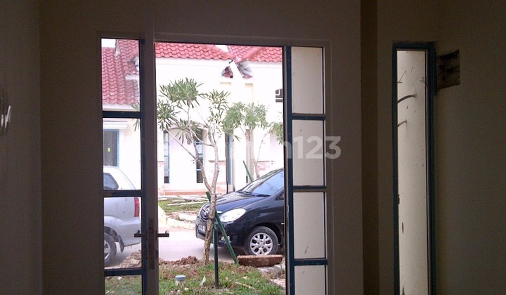 Le Vesta House Lippo Cikarang Bekasi with Certificate of Ownership 2