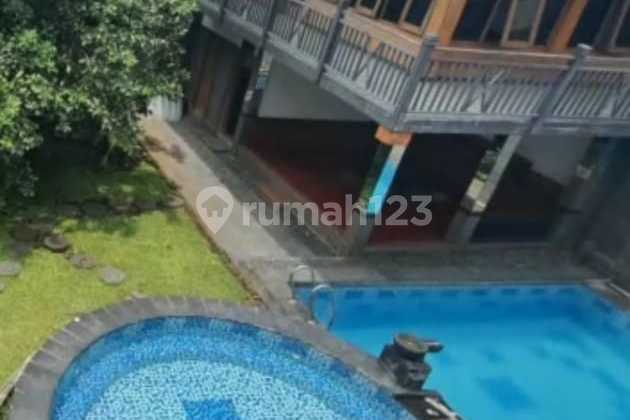Luxury House with Pool in Setiabudi Regency, Spacious, Elegant, Ready to Move In Luxury House with Pool in Setiabudi Regency, Spacious, Elegant, Ready to Move In