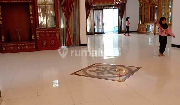 Rumah Mewah Luas Elegan Di Cijaura Girang Strategis Siap Huni Rumah Mewah Luas Elegan Di Cijaura Girang Strategis Siap Huni