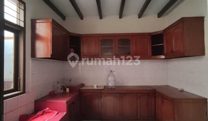 For Rent: House in Taman Kopo Indah TKI 1