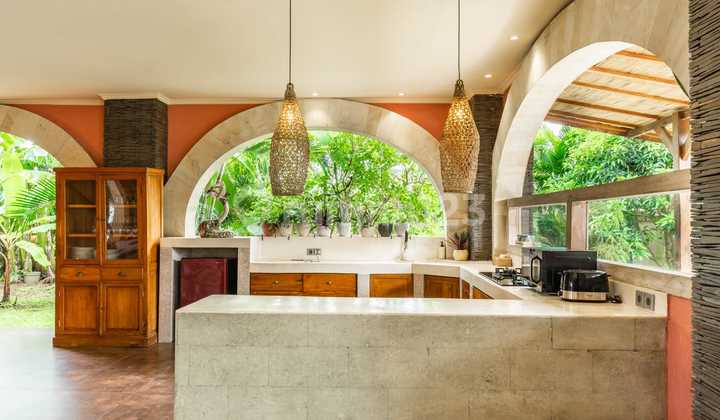 Dijual Cepat Villa Bergaya Mediterania Terawat Bagus Full Furnish Di Bali