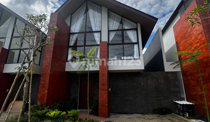 Di Jual Villa 2 Lantai