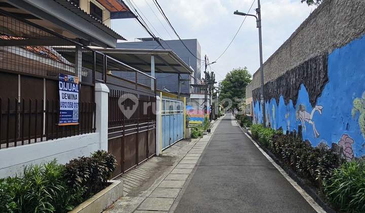 Dijual Super Murah Rumah Vintage Di Belakang St.senen Jakarta Pusat 2