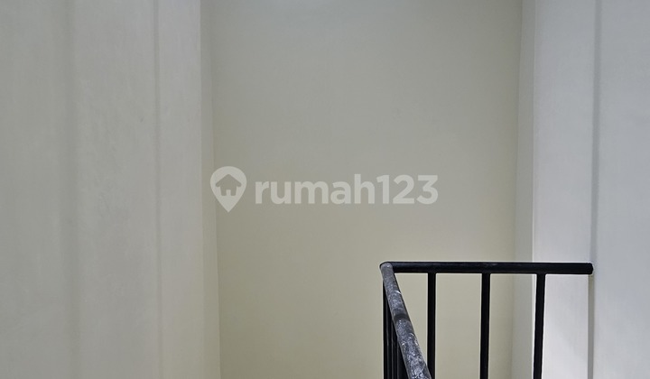 For Sale Cheap House Facing Park Ready to Live In at BSD City 2