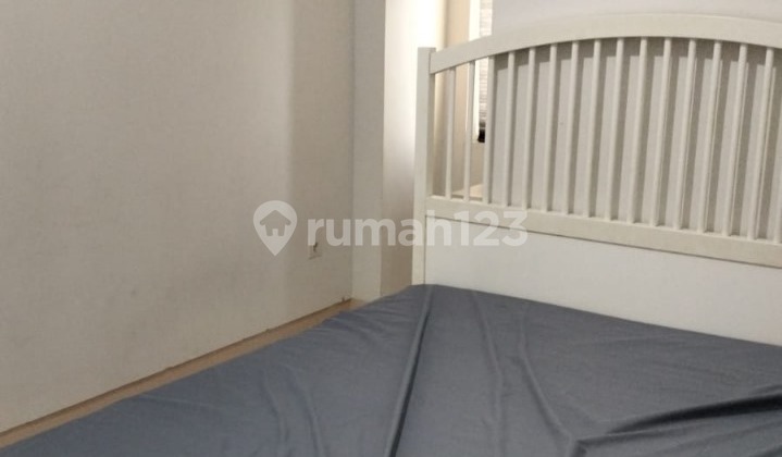 For Rent: Springlike