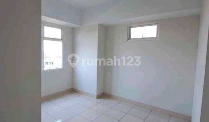 Selling Springlake Apartment 3 BR Cheap on 2nd Floor Near Pool, Check it Out Guys