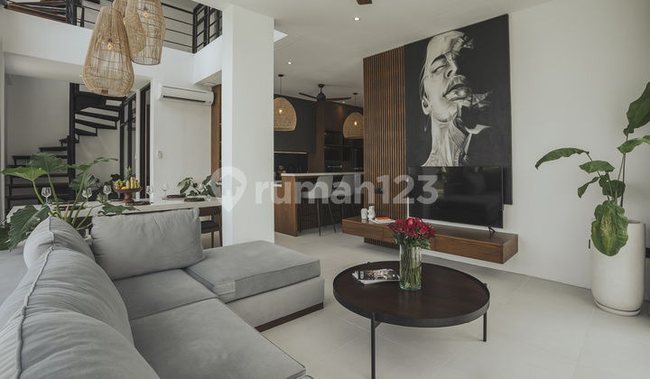 (ARI1025) Stylish Rooftop Villa with Ocean View