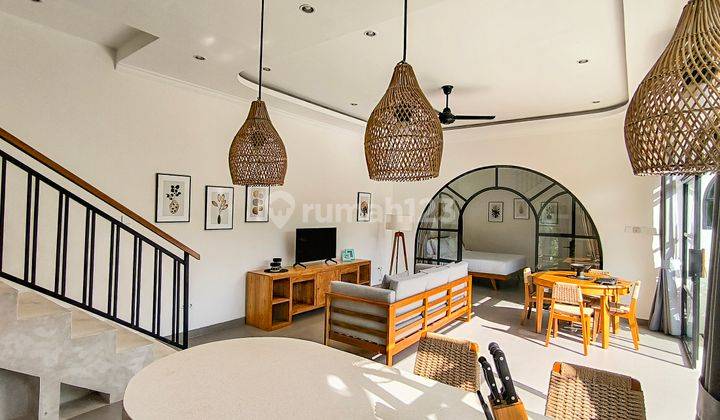 ARI1045 - Charming Mediterranean-Style Villa in the Soft Spot of Canggu 1