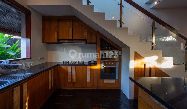 (ARI1032) Peaceful Retreat 4-Bedroom Villa with Enchanting Garden 2