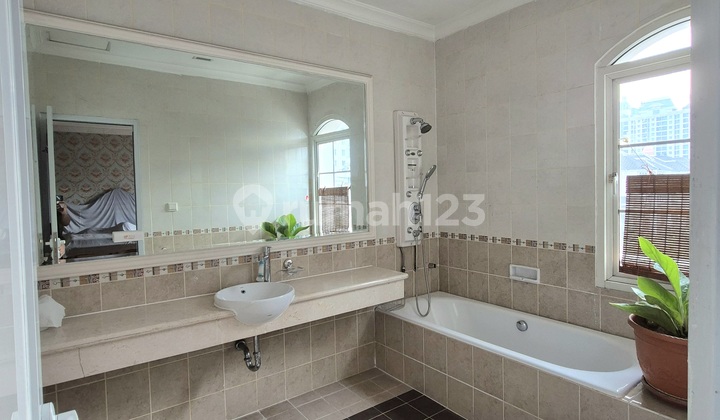 Jual Cepat Rumah Mewah The Villas Moi Kelapa Gading 2