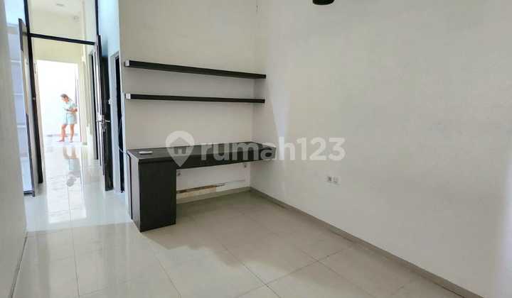 Jual Rumah Kelapa Nias Siap Huni 2.5 Lantai 2