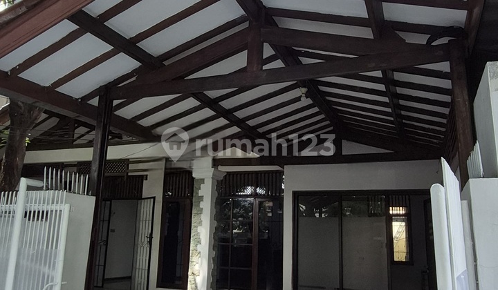 Jual Rumah Besar Cocok Utk Usaha di Kopyor