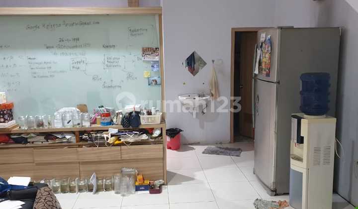 Ready-to-Occupy House in BCS, Flood-Free Kelapa Gading