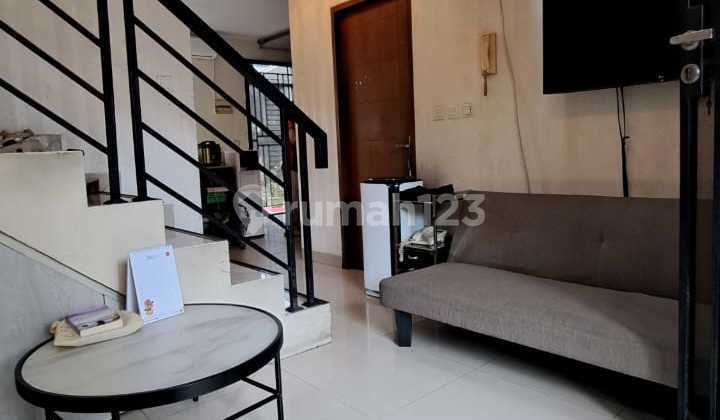 Jual Cepat Apartemen Penthouse Maple Park Nyaman  2