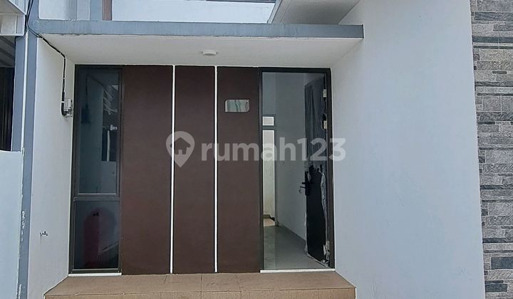 * Move-in Ready House Take Over 80 Million - Safira Aryana Karawaci