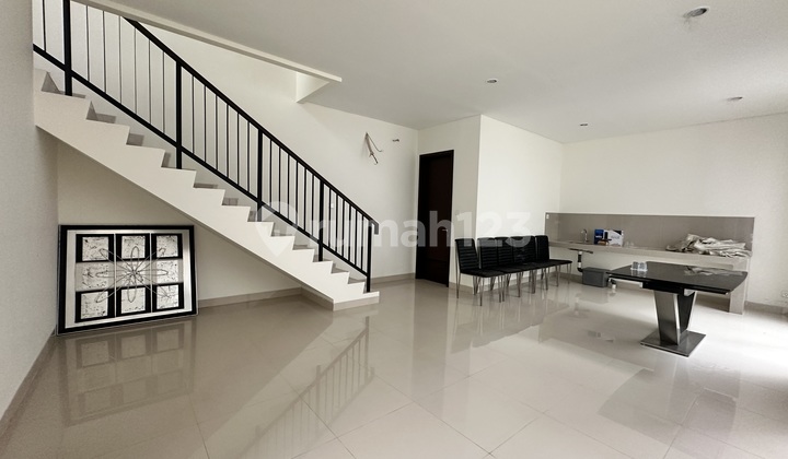 FOR SALE Mrs. 3-Bedroom House in Mahogany Residence, Summarecon Bogor