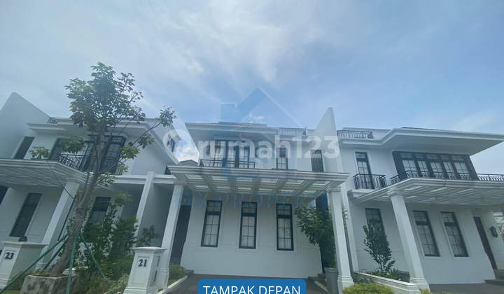 HOUSE FOR SALE WITH LAKE VIEW IN SUMMARECON BOGOR!