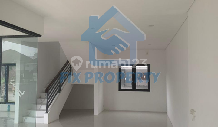 Rumah 2 Lantai di Sentul Halaman Luas 2